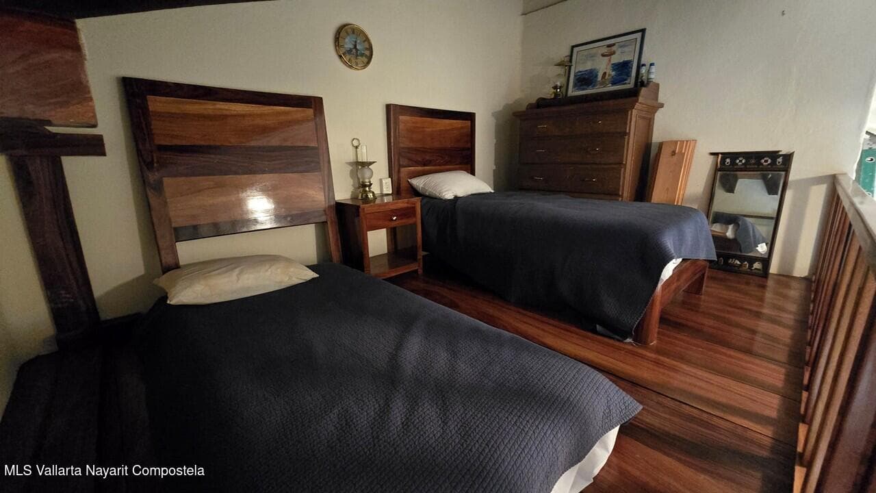 Penthouse Royal Pacific 20